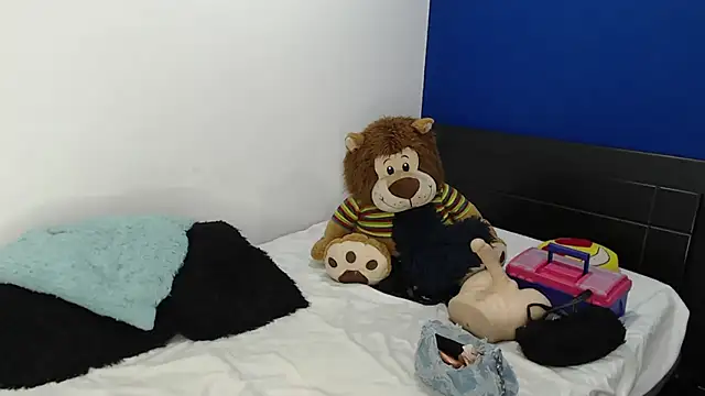 EmmilyConnor online show from 05.11.26