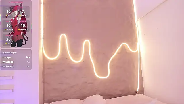 Snapshot of Angy-Avila chatting on 11.28.25 Angy-Avila online show from 11.28.25