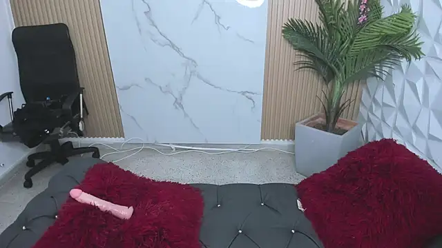 Samantharoseee  online show from 11.26.25