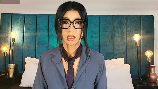 FernandaFox  online show from 11.22.25