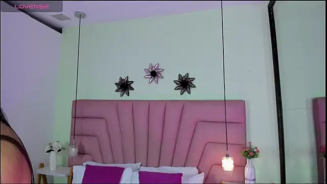 Kim Luna1 online show from 05.07.26