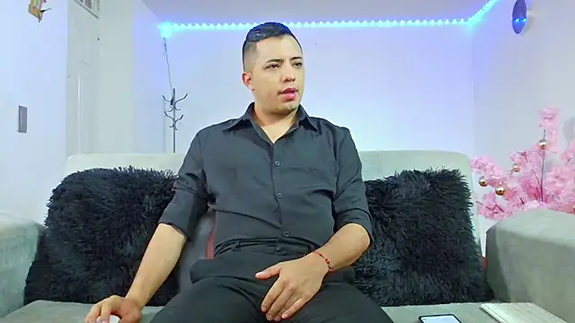 Mike Fetiche online show from 12.18.25