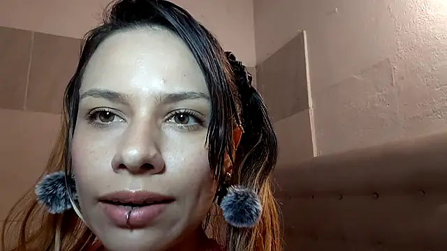 Snapshot of Hairy_ptt chatting on 11.11.25 Hairy ptt online show from 11.11.25