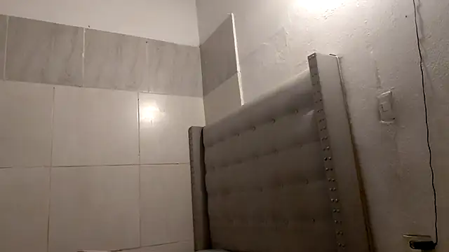 Snapshot of Hairy_ptt chatting on 11.19.25 Hairy ptt online show from 11.19.25