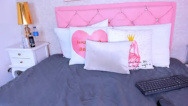 Snapshot of scarlett_thompson_7 chatting on 02.09.26 scarlett thompson 7 online show from 02.09.26