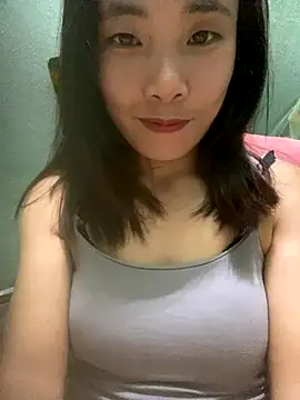 Elysia-007 online show from 10.30.25