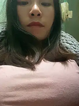 Elysia-007 online show from 12.18.25