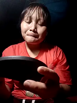 Snapshot of yoyo-mi chatting on 11.02.25 yoyo-mi online show from 11.02.25