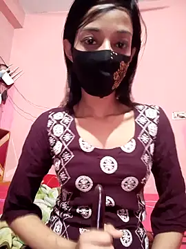 Green LaDY66 online show from 04.09.26