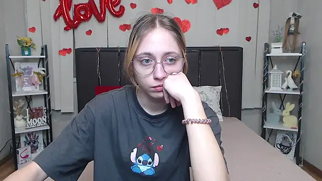 TracyLll online show from 03.01.26