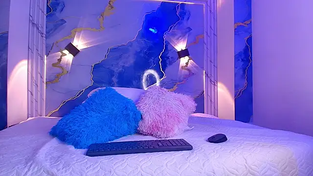 Snapshot of Girls_from_medellin chatting on 11.02.25 Girls from medellin online show from 11.02.25