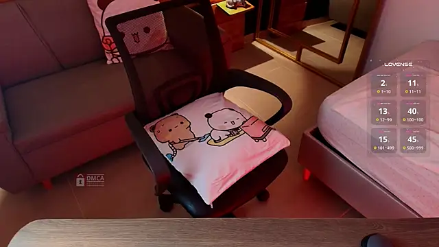 Snapshot of milena_kiitty chatting on 04.08.26 milena kiitty online show from 04.08.26