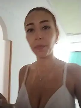 julialex  online show from 02.19.26