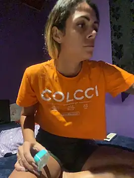 Snapshot of sabrinaneves chatting on 07.17.26 sabrinaneves online show from 07.17.26