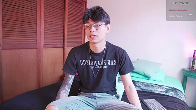 estmonnn online show from 04.11.26