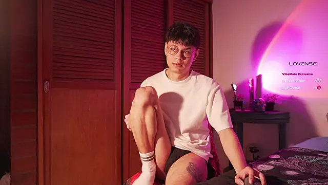 estmonnn online show from 04.21.26