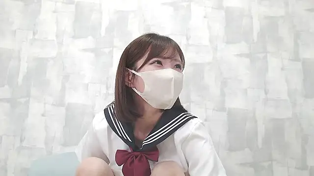 Snapshot of Minami_jjjj chatting on 11.17.25 Minami jjjj online show from 11.17.25