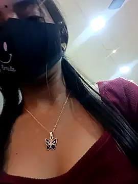 Sanaya Queen19 online show from 11.17.25