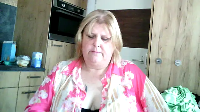 Sylviastar46 online show from 03.24.26