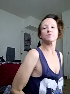 Karebearz1 online show from 11.18.25