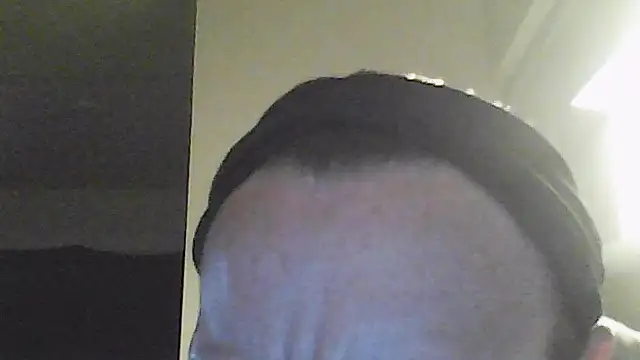 Karebearz1 online show from 04.01.26