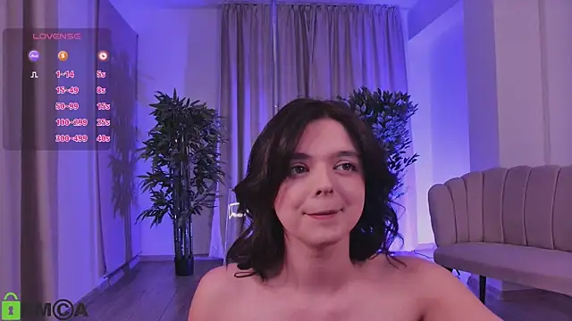 Snapshot of SidneyPuff chatting on 12.03.25 SidneyPuff online show from 12.03.25