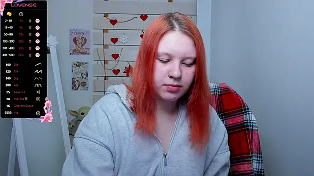 Snapshot of FoxPlayXX chatting on 02.21.26 FoxPlayXX online show from 02.21.26