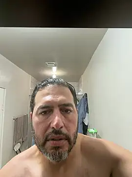 Snapshot of ezrah23 chatting on 03.13.26 ezrah23 online show from 03.13.26