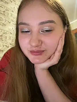 Regina Lynne online show from 10.30.25