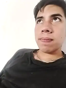 Snapshot of Fede26Zonasur chatting on 11.16.25 Fede26Zonasur online show from 11.16.25