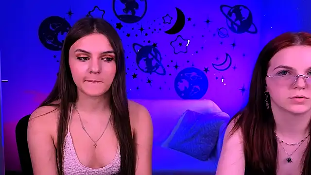 lisa dark  online show from 04.09.26