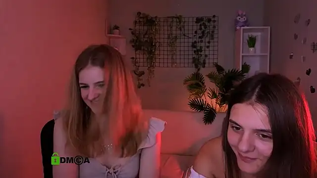 Snapshot of lisa_dark_ chatting on 06.26.26 lisa dark online show from 06.26.26
