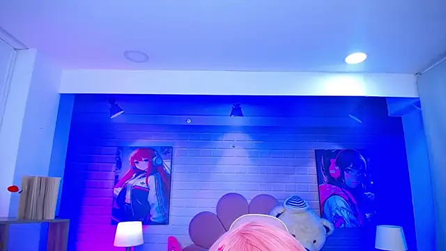 Snapshot of roseefancy19 chatting on 02.13.26 roseefancy19 online show from 02.13.26