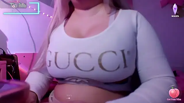 Snapshot of PrincessKDoll chatting on 11.24.25 PrincessKDoll online show from 11.24.25