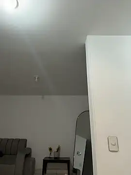 Raven DeVille online show from 11.22.25