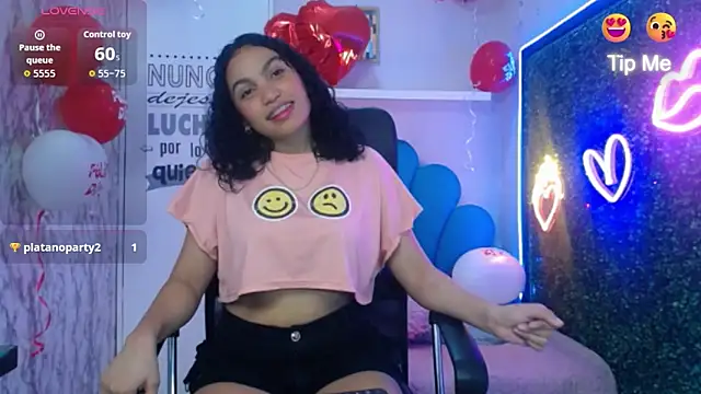 Snapshot of valeria_martinez19 chatting on 02.19.26 valeria martinez19 online show from 02.19.26