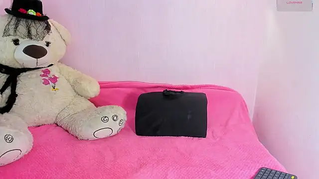 Little arii online show from 11.15.25