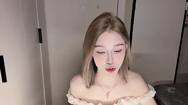 yuyu-33 online show from 02.05.26