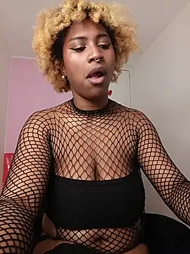EvonyFoxxx online show from 05.08.26