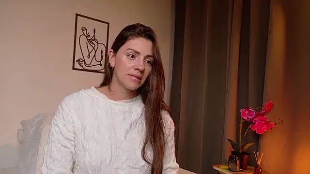 Snapshot of SeleneNova chatting on 05.31.26 SeleneNova online show from 05.31.26