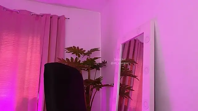 BabyLauritaa online show from 04.16.26