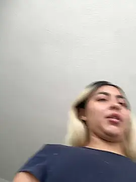 Elina Hills online show from 03.01.26