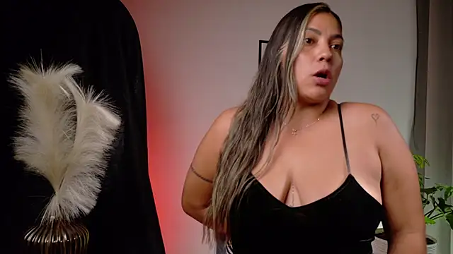 Zara Nova online show from 04.15.26