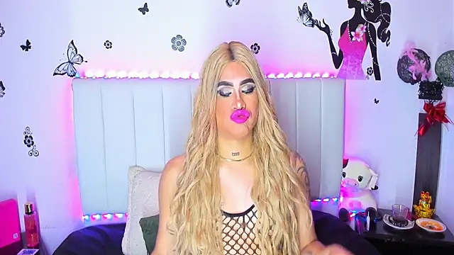 melani ferraraa  online show from 02.18.26