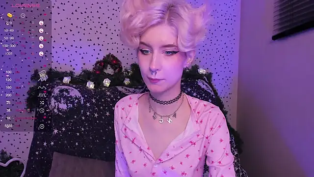 Angel Julles online show from 12.20.25