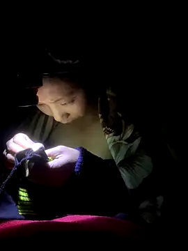 Snapshot of bi-bo123 chatting on 11.19.25 bi-bo123 online show from 11.19.25