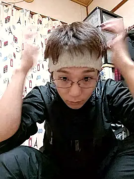 Snapshot of TERU_kun_jp chatting on 11.10.25 TERU kun jp online show from 11.10.25