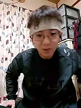 Snapshot of TERU_kun_jp chatting on 11.11.25 TERU kun jp online show from 11.11.25