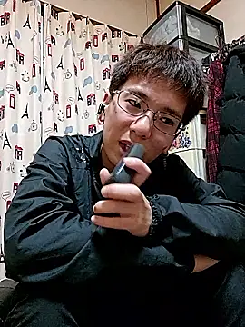 Snapshot of TERU_kun_jp chatting on 11.13.25 TERU kun jp online show from 11.13.25