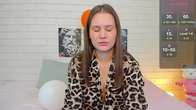 Tinky kinky online show from 11.24.25